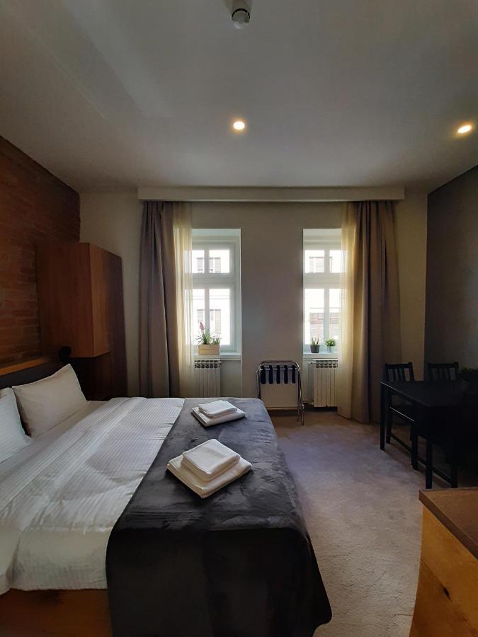 Urban Lodge Belgrade Extérieur photo